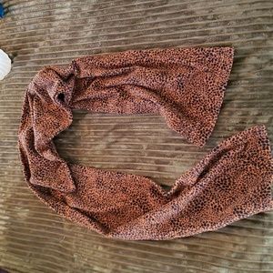 2 for $10/ Pre-owned Women's Burnt Orange Scarf